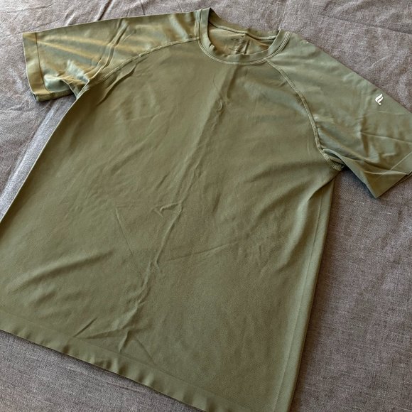 Fabletics Mens - The Training Day Tee - Large - Olive - Picture 1 of 2